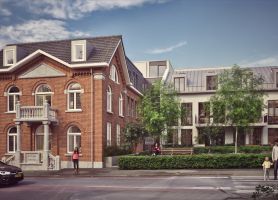 Impressie van nieuwbouwproject ’t Oude Raadhuis Ulestraten met gerenoveerde gevel en moderne woningen.