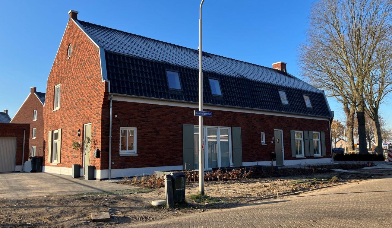 Twee-onder-een-kapwoning in De Hoogheden in Berkel-Enschot, onderdeel van het nieuwbouwproject.